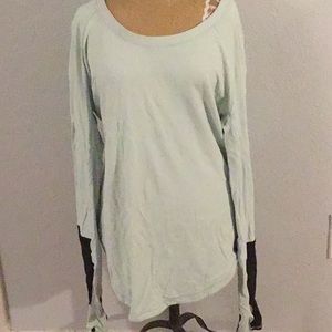 Lululemon Athletica long sleeve top